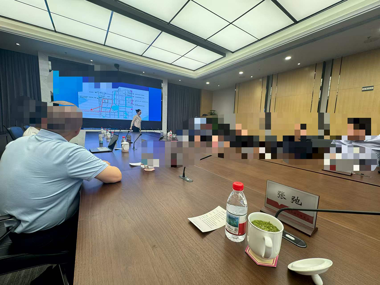 大驰创新陪同金董踏勘苏州新地块 共绘长三角总部智造基地蓝图 (4).jpg 大驰创新陪同金董踏勘苏州新地块 共绘长三角总部智造基地蓝图 (4).jpg